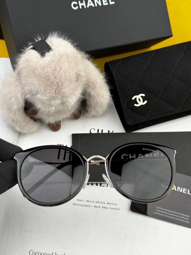 Chanel Sunglasses UrbanChic 278370