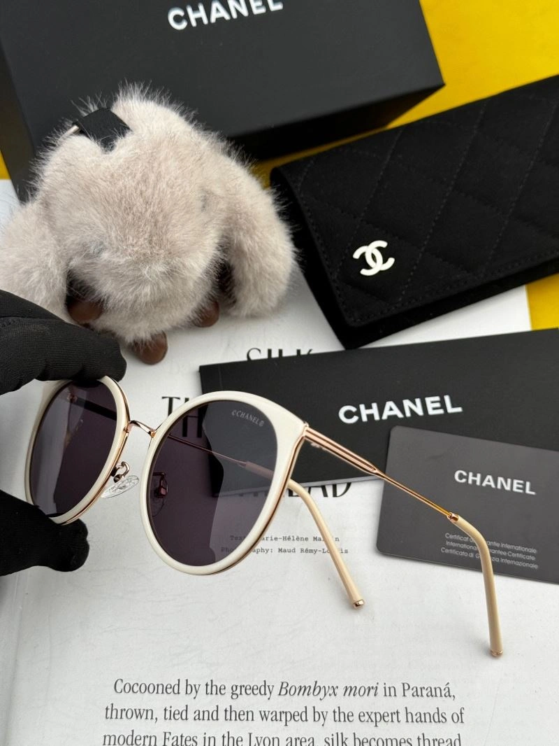 Chanel Sunglasses UrbanChic 278370