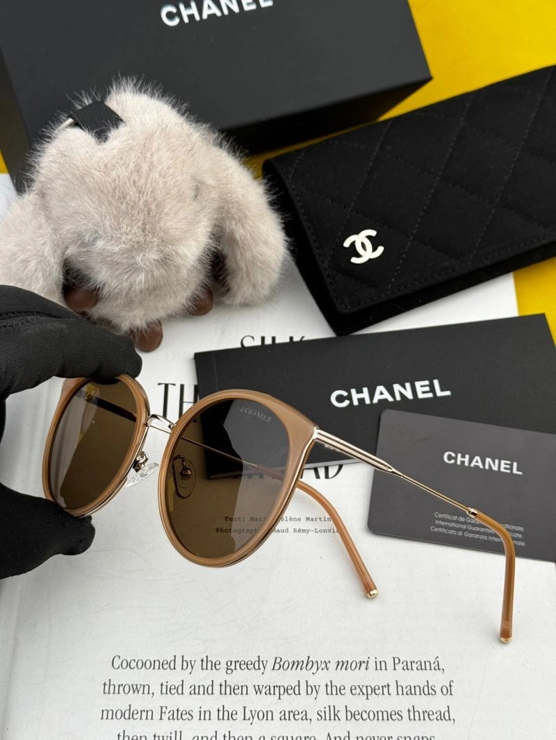 Chanel Sunglasses UrbanChic 278370