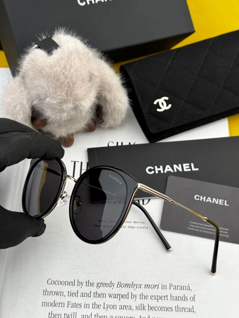 Chanel Sunglasses UrbanChic 278370