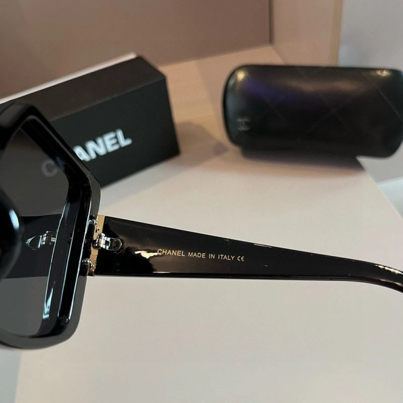Chanel Sunglasses Unique 278342