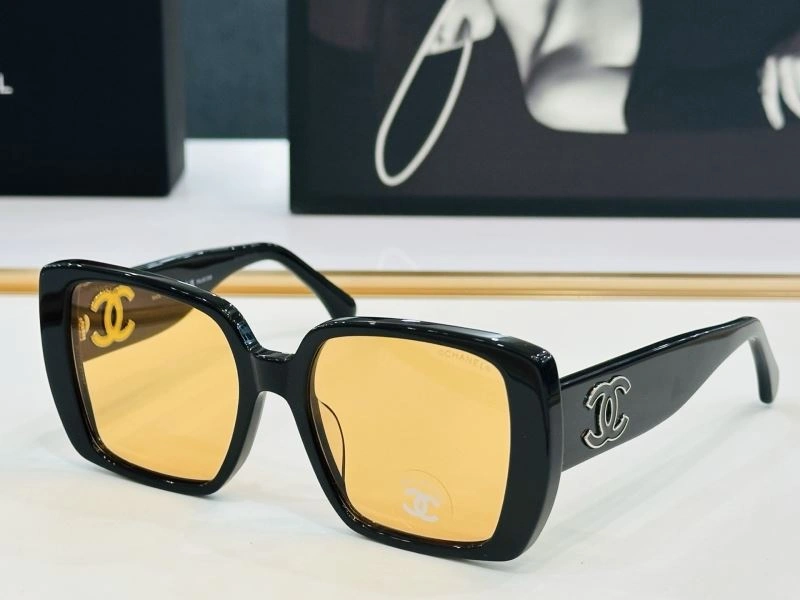 Minimalist Chanel Sunglasses 278341