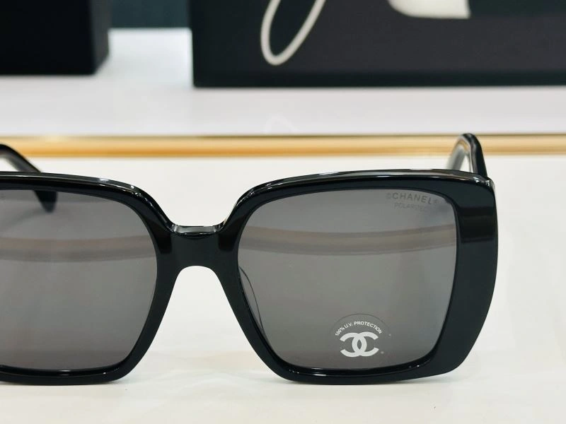 Minimalist Chanel Sunglasses 278341