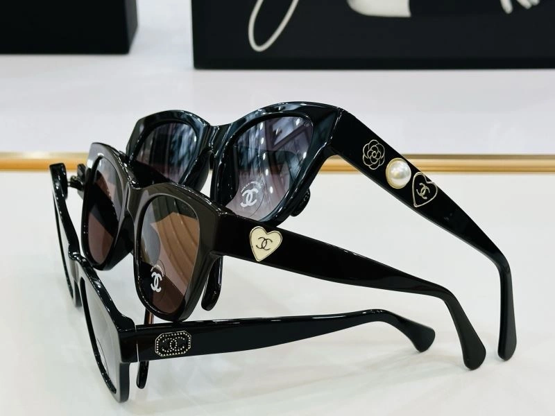 WaterResistant Chanel Sunglasses 278365