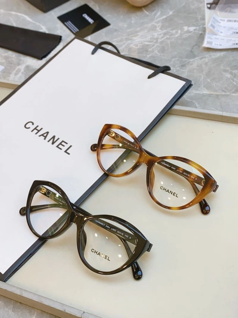Unisex Chanel Sunglasses 278354