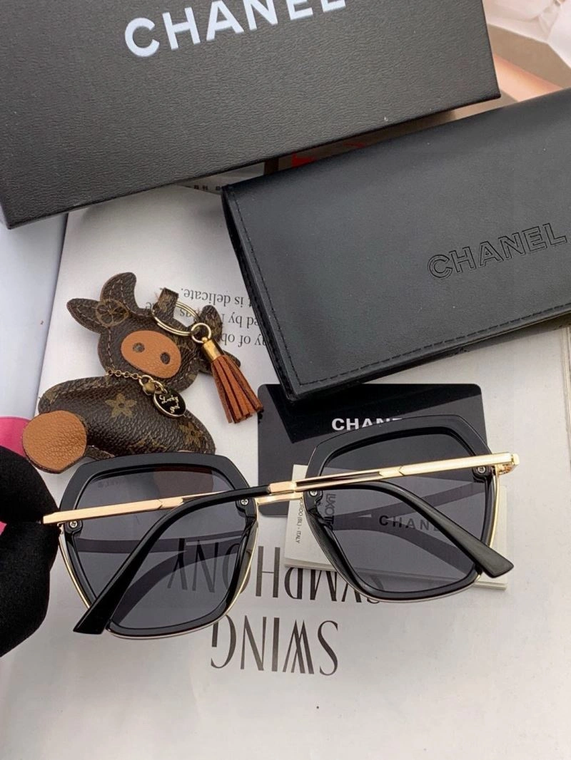 Chanel Sunglasses Unisex 278350