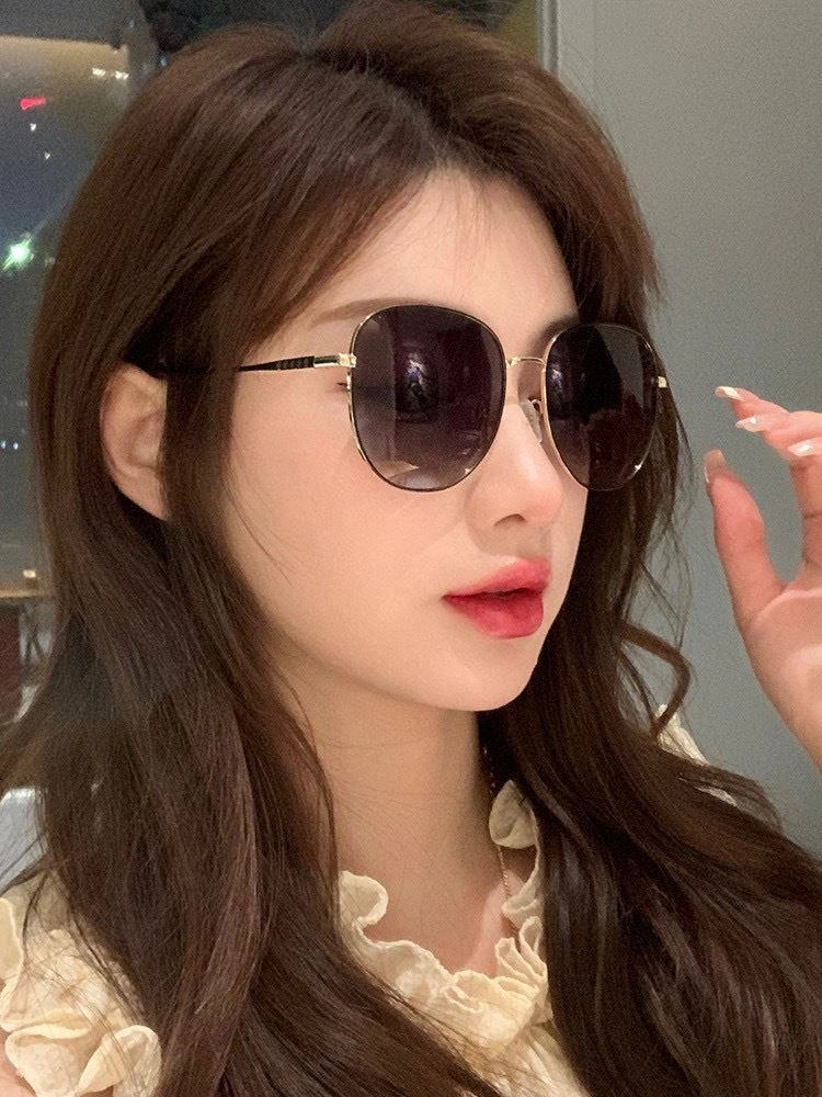 Tailored Chanel Sunglasses 278346