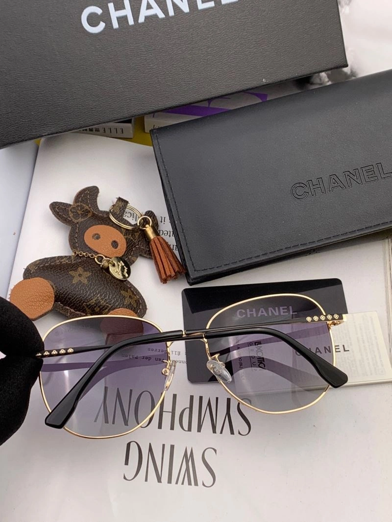 Tailored Chanel Sunglasses 278346