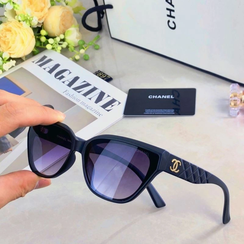 Chanel Sunglasses WellDesigned 278344
