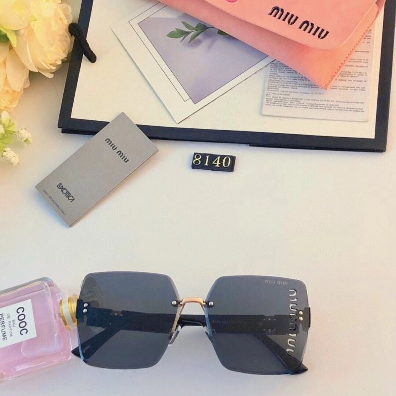 Vibrant Chanel Sunglasses 278340