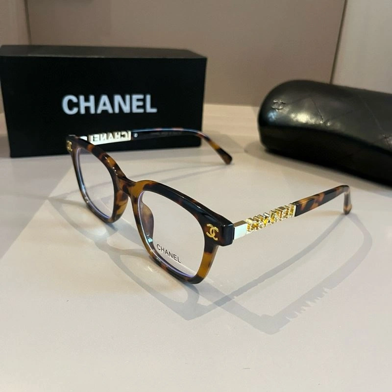 Bold Chanel Sunglasses 278338