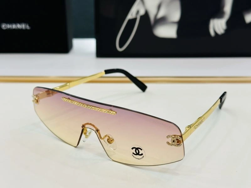 RelaxedFit Chanel Sunglasses 278351
