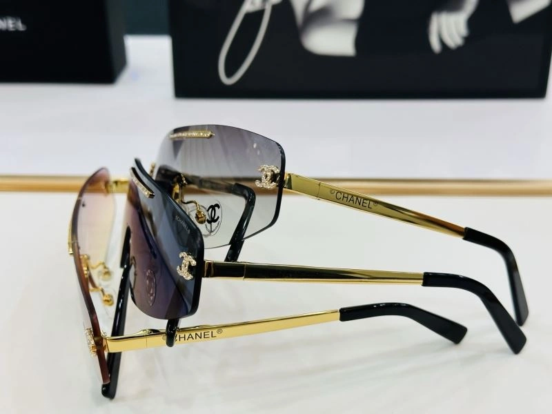 RelaxedFit Chanel Sunglasses 278351