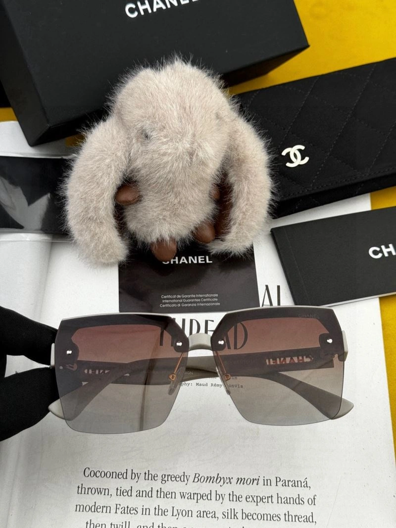 Breathable Chanel Sunglasses 278331