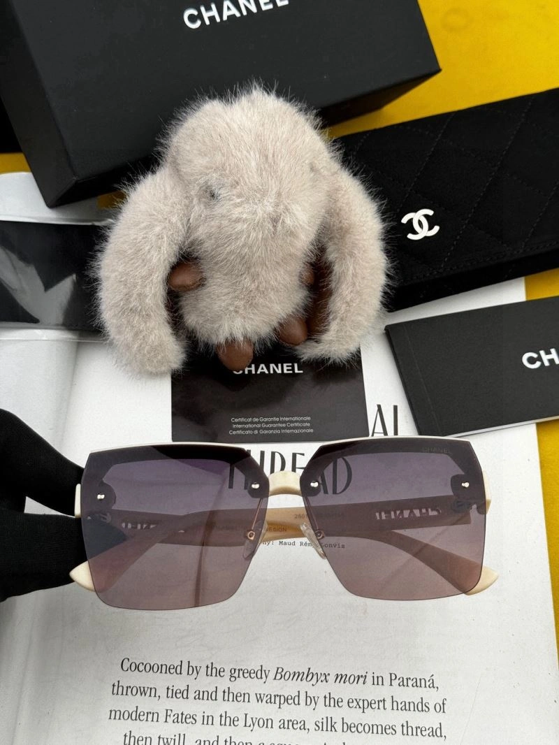 Breathable Chanel Sunglasses 278331