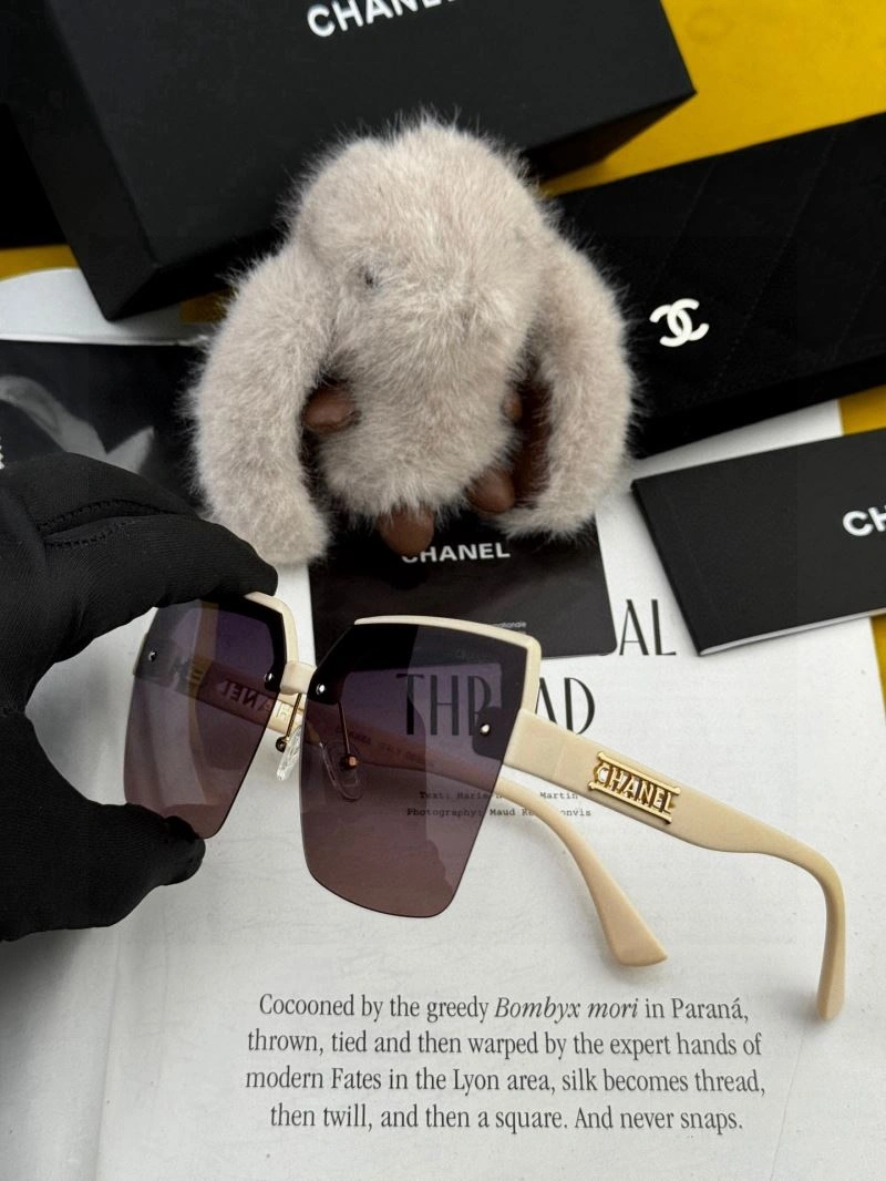 Breathable Chanel Sunglasses 278331