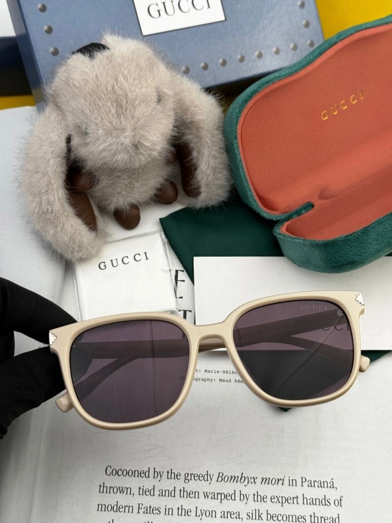 WellDesigned Chanel Sunglasses 278325