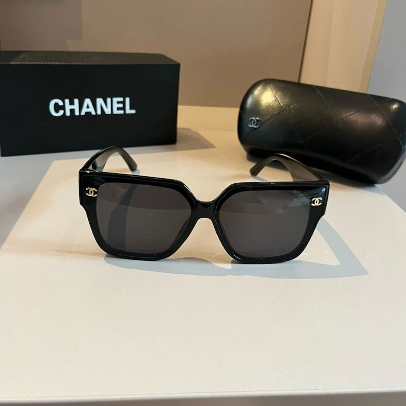 Chanel Sunglasses Durable 278310