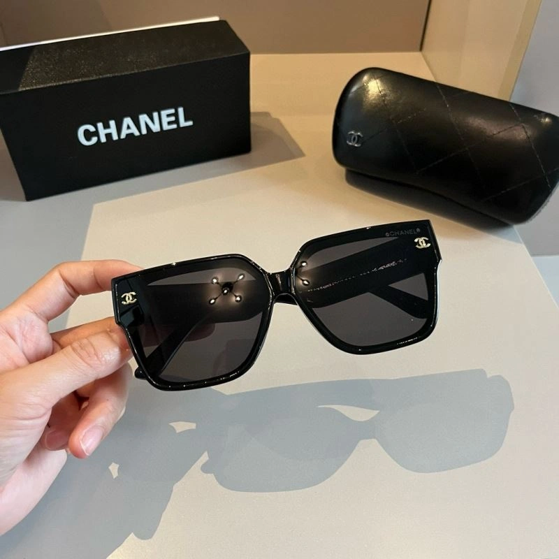Chanel Sunglasses Durable 278310