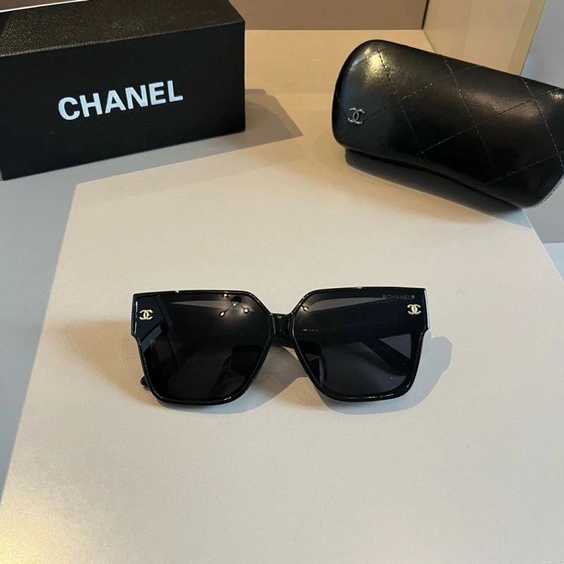 Chanel Sunglasses Durable 278310