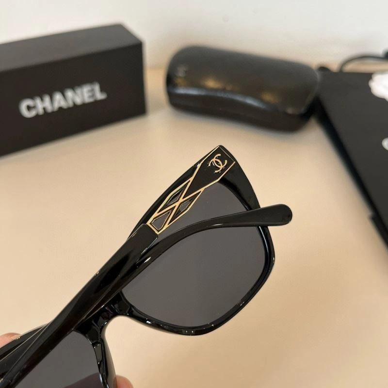 Vibrant Chanel Sunglasses 278312