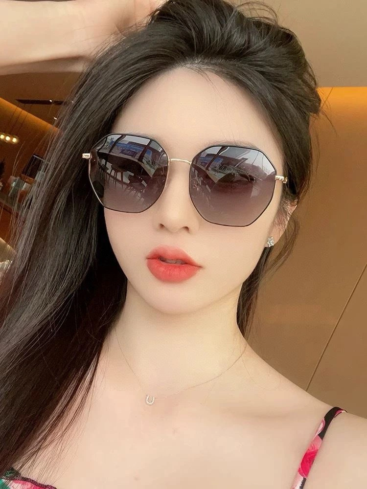 Chanel Sunglasses WaterResistant 278288