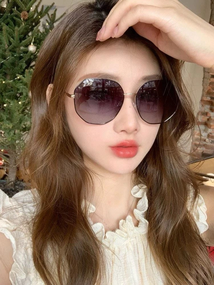 Chanel Sunglasses WaterResistant 278288