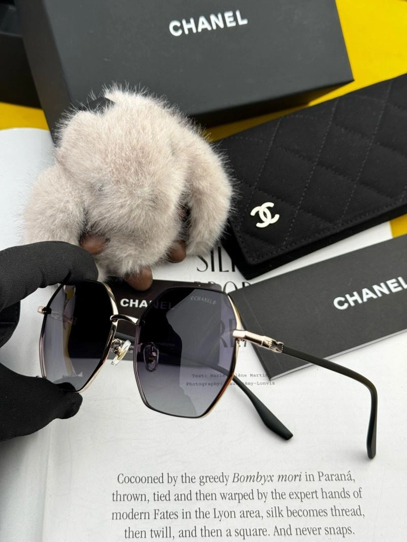 Chanel Sunglasses WaterResistant 278288