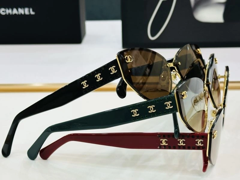 RelaxedFit Chanel Sunglasses 278283