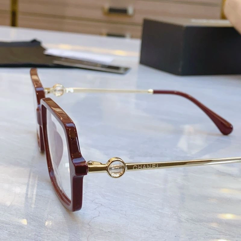 Chanel Sunglasses Effortless 278263