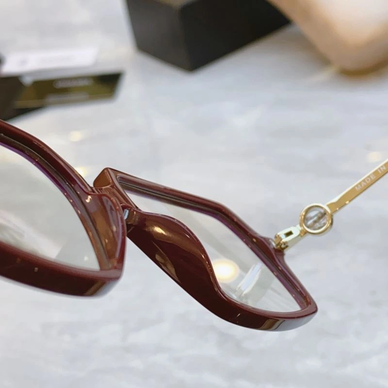 Chanel Sunglasses Effortless 278263