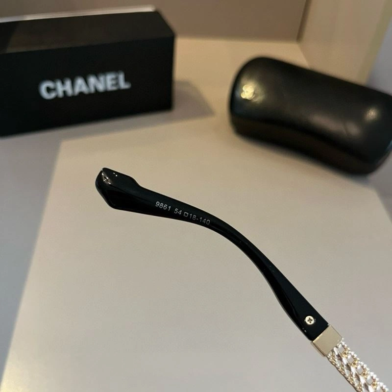 Chanel Sunglasses ZipUp 278253