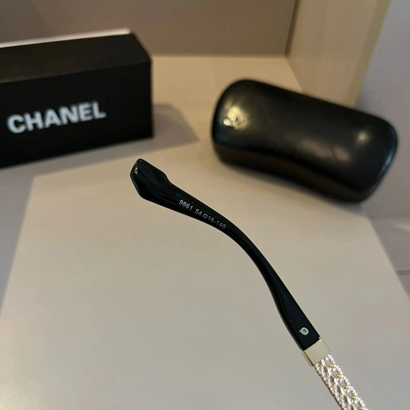 Youthful Chanel Sunglasses 278278