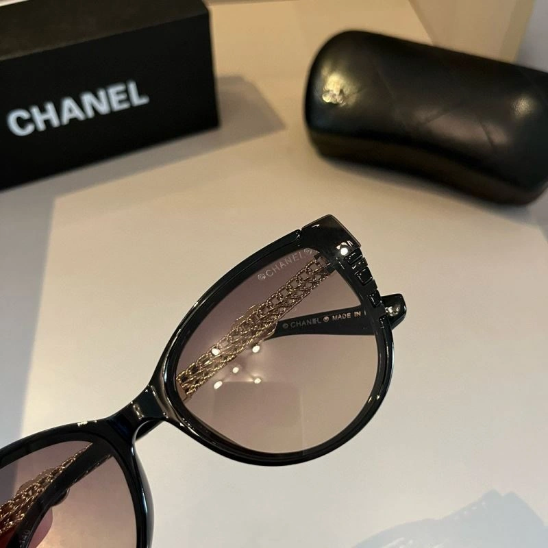 Youthful Chanel Sunglasses 278278