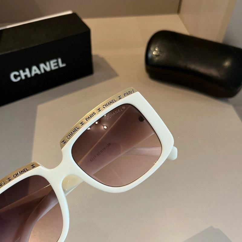 Chanel Sunglasses Casual 278270