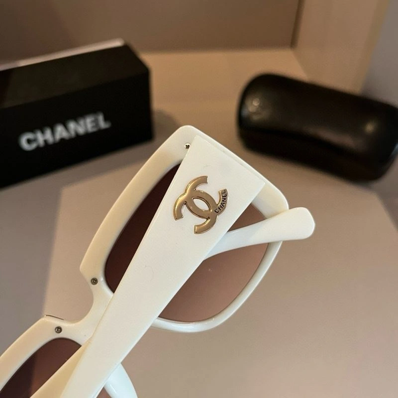 Chanel Sunglasses Casual 278270