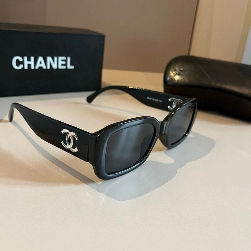 Sleek Chanel Sunglasses 278275