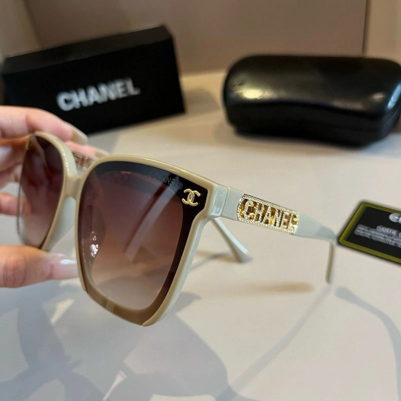 Chanel Sunglasses Stylish 278245
