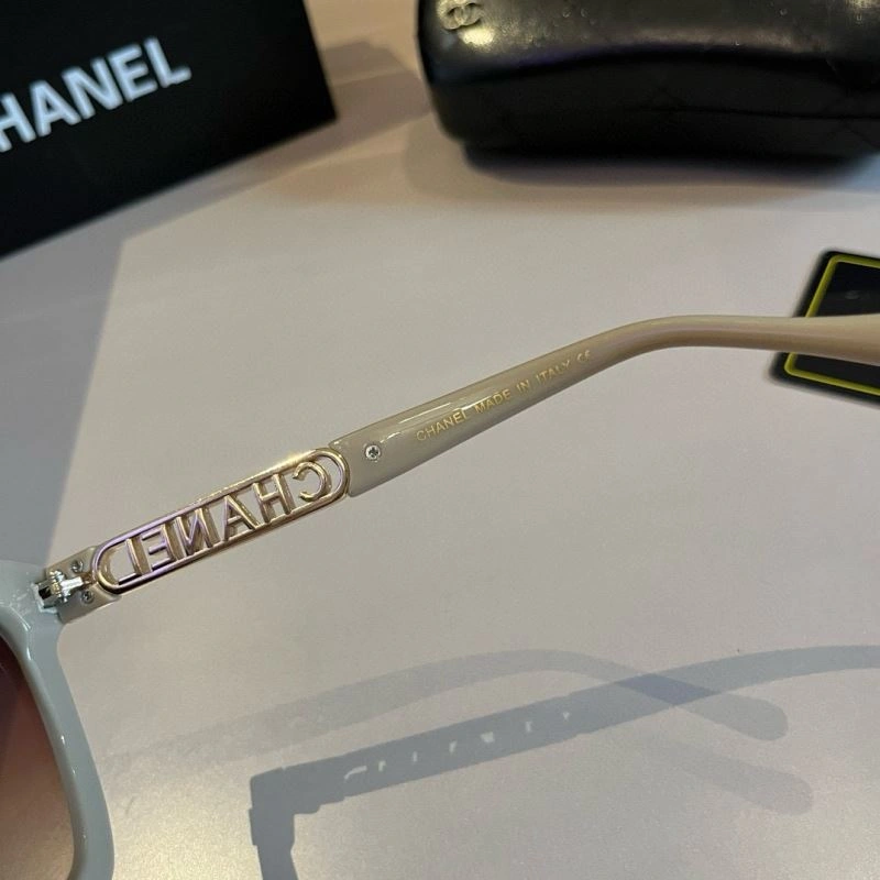 Chanel Sunglasses Stylish 278245