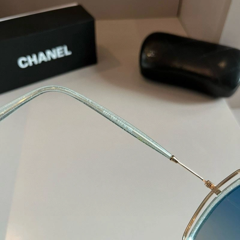 EyeCatching Chanel Sunglasses 278215