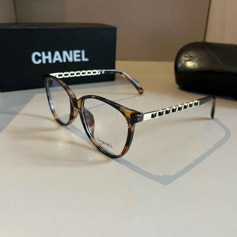 Chanel Sunglasses EasyMatch 278235