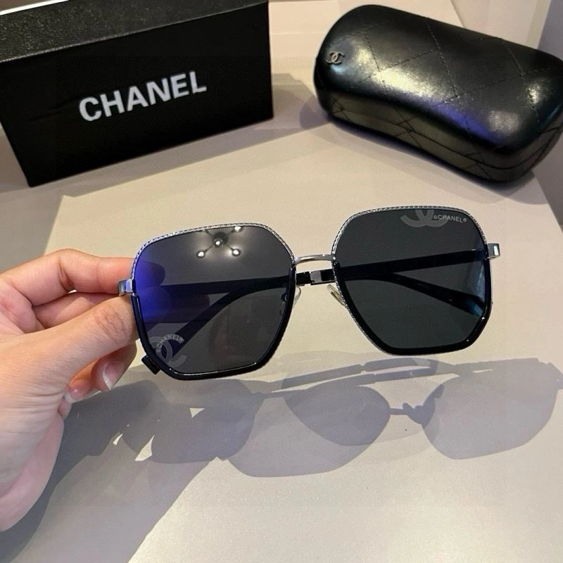 Stretchable Chanel Sunglasses 278211