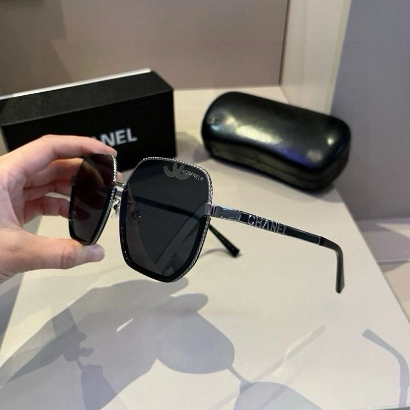 Stretchable Chanel Sunglasses 278211