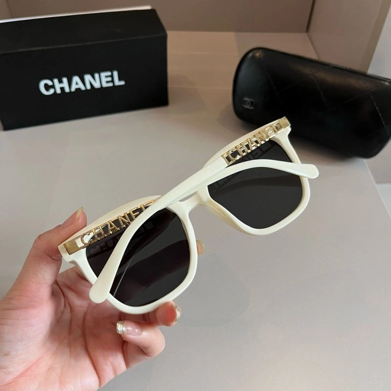 Chanel Sunglasses Fashionable 278231
