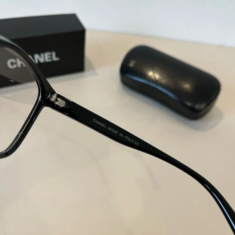 Chanel Sunglasses Lightweight 278236