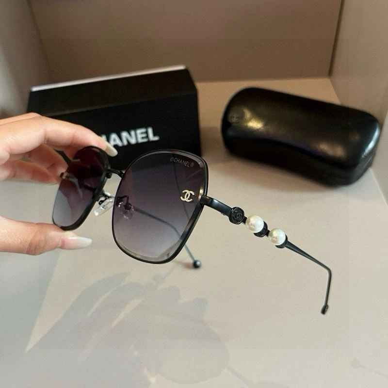 Functional Chanel Sunglasses 278208
