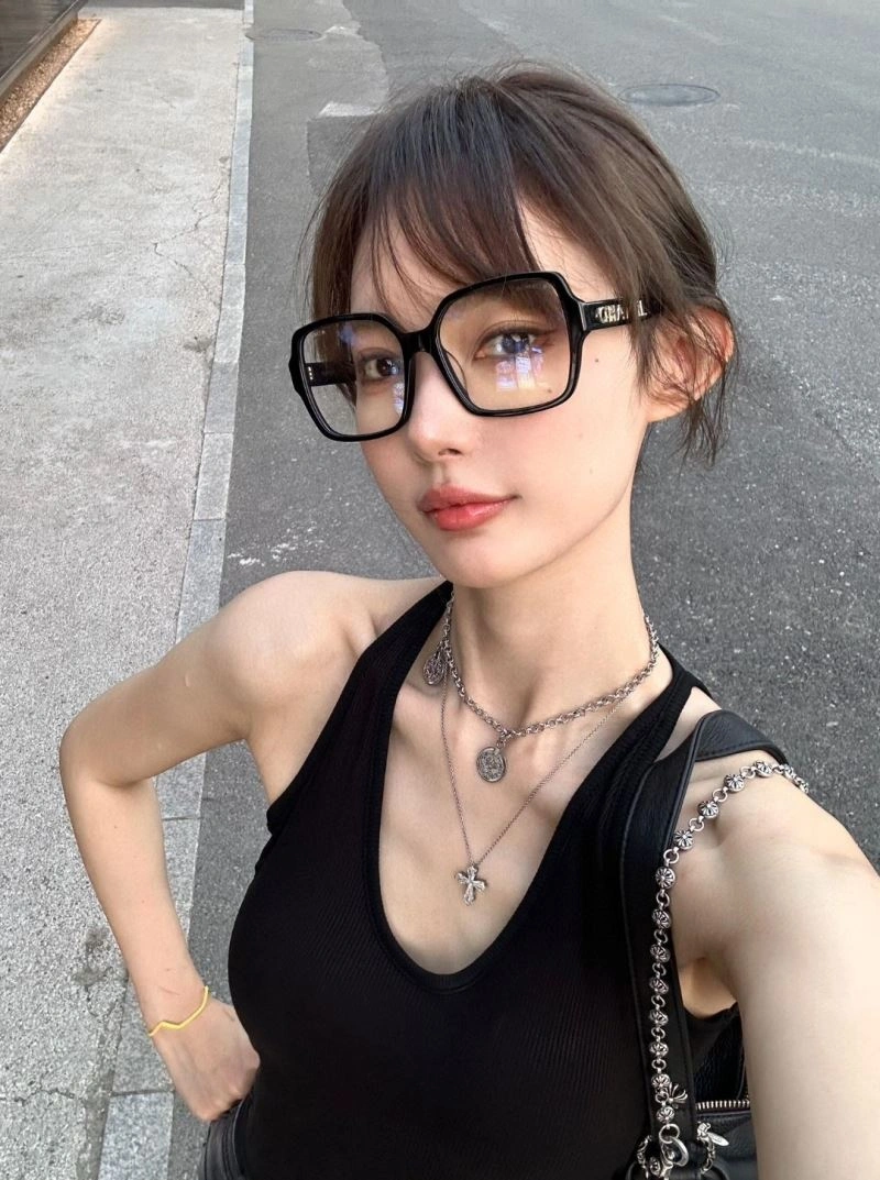 WaterResistant Chanel Sunglasses 278206