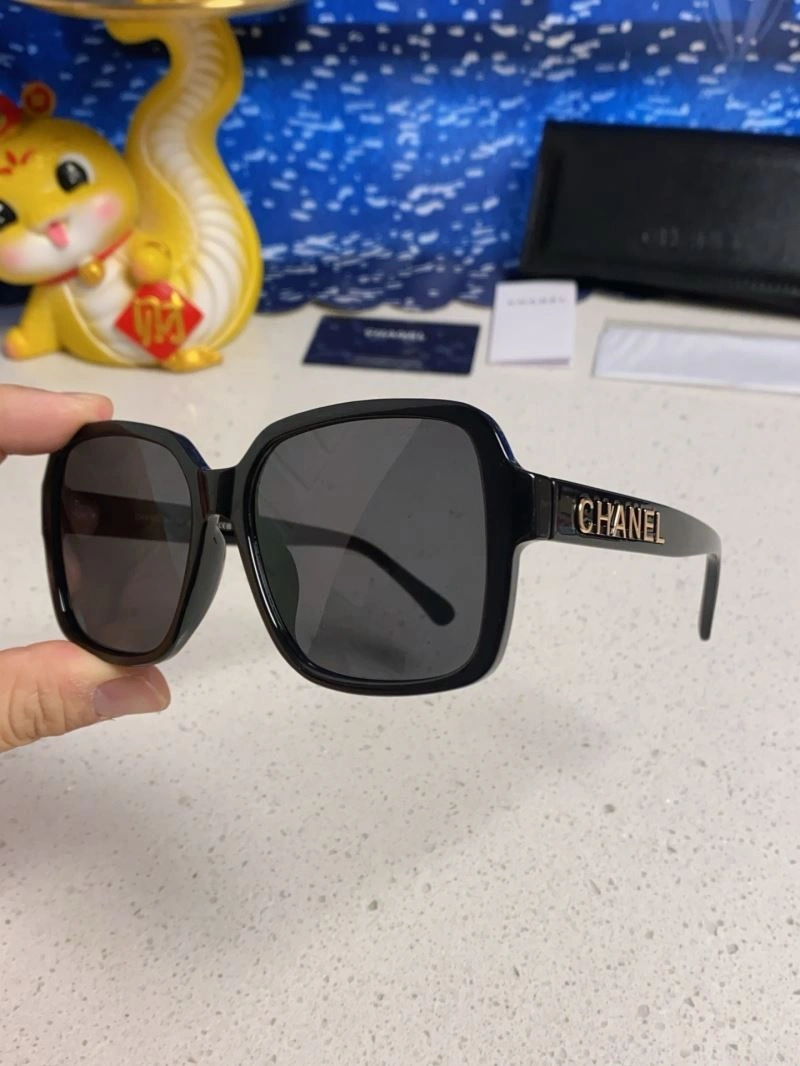 Chanel Sunglasses Stylish 278205