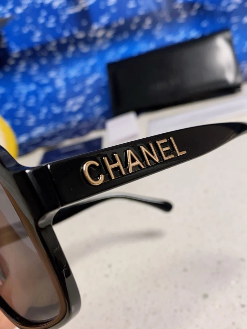 Chanel Sunglasses Stylish 278205
