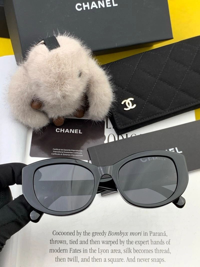 Chanel Sunglasses TimelessDesign 278189